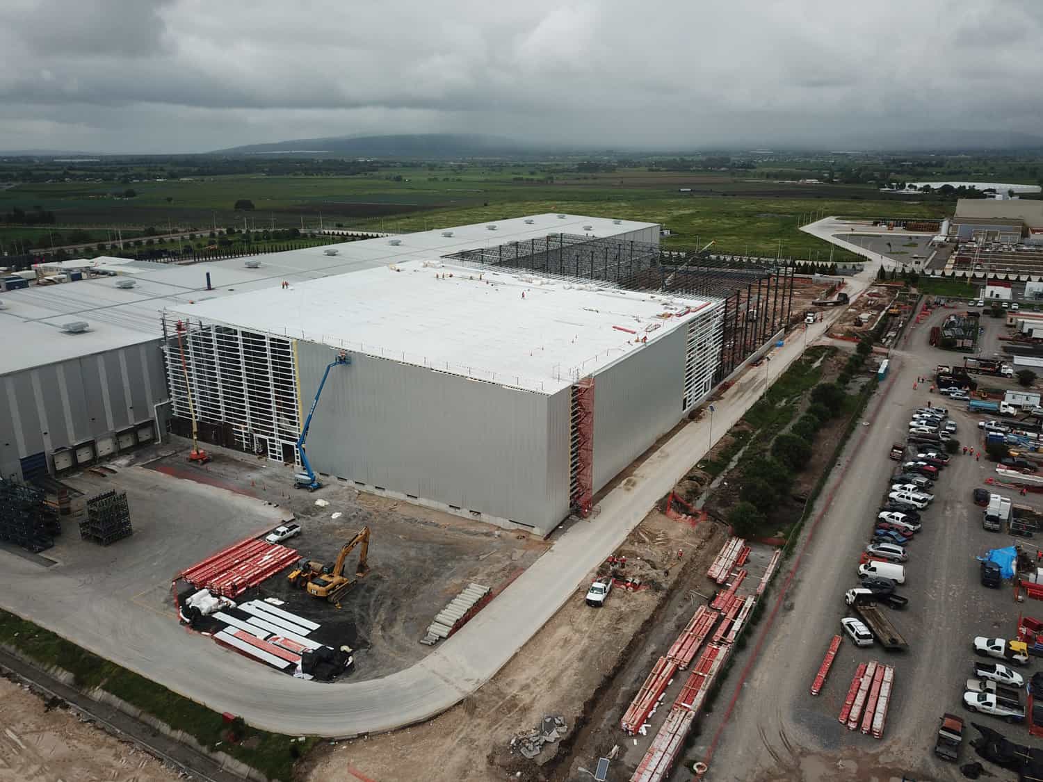 Aerial view of Flex N Gate facility extension steel structure in Guanajuato, Mexico.