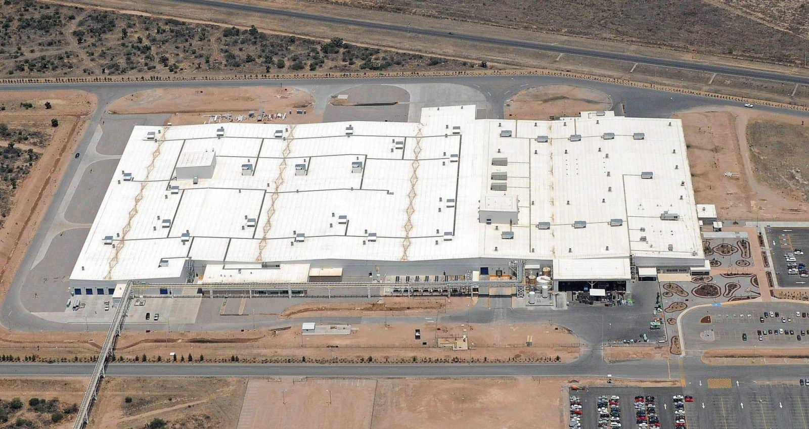 Aerial shot of General Motors industrial facility in San Luis Potosi