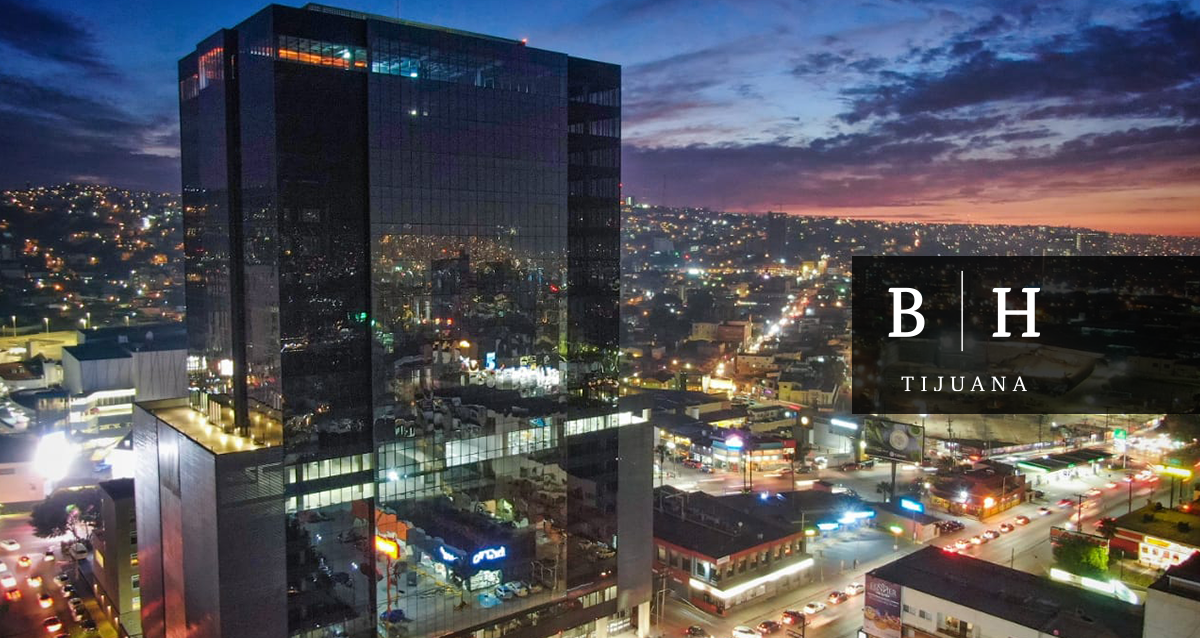 bh tijuana building view at night