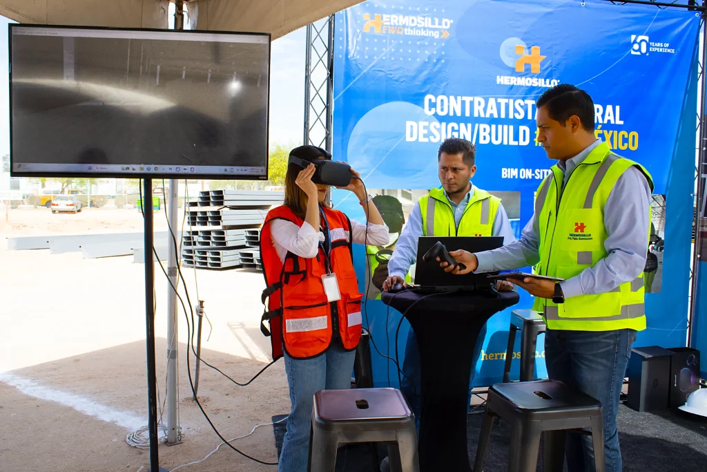 equipo de trabajo usando tecnologia BIM para desarrollar un plan de ejcucion en la zona de construccion
